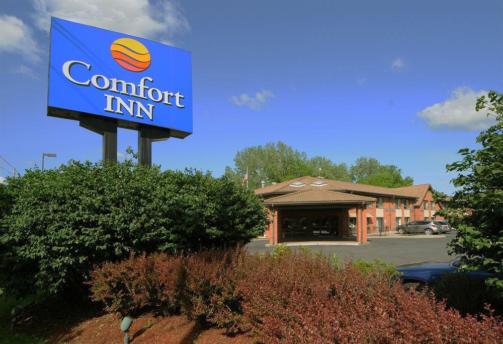 Quality Inn Ithaca - University Area Bagian luar foto