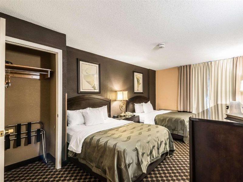 Quality Inn Ithaca - University Area Bagian luar foto