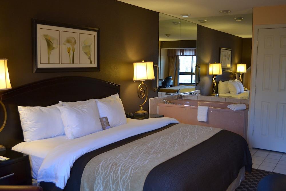 Quality Inn Ithaca - University Area Bagian luar foto