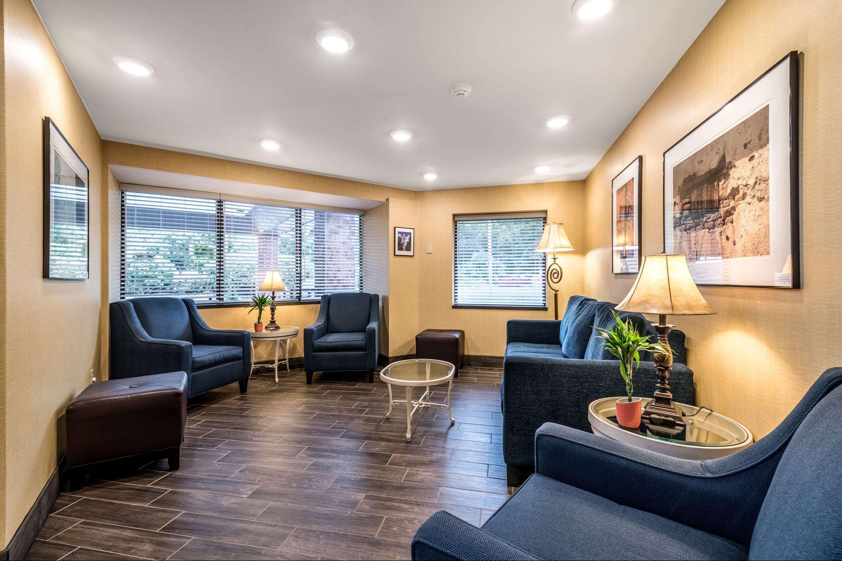Quality Inn Ithaca - University Area Bagian luar foto