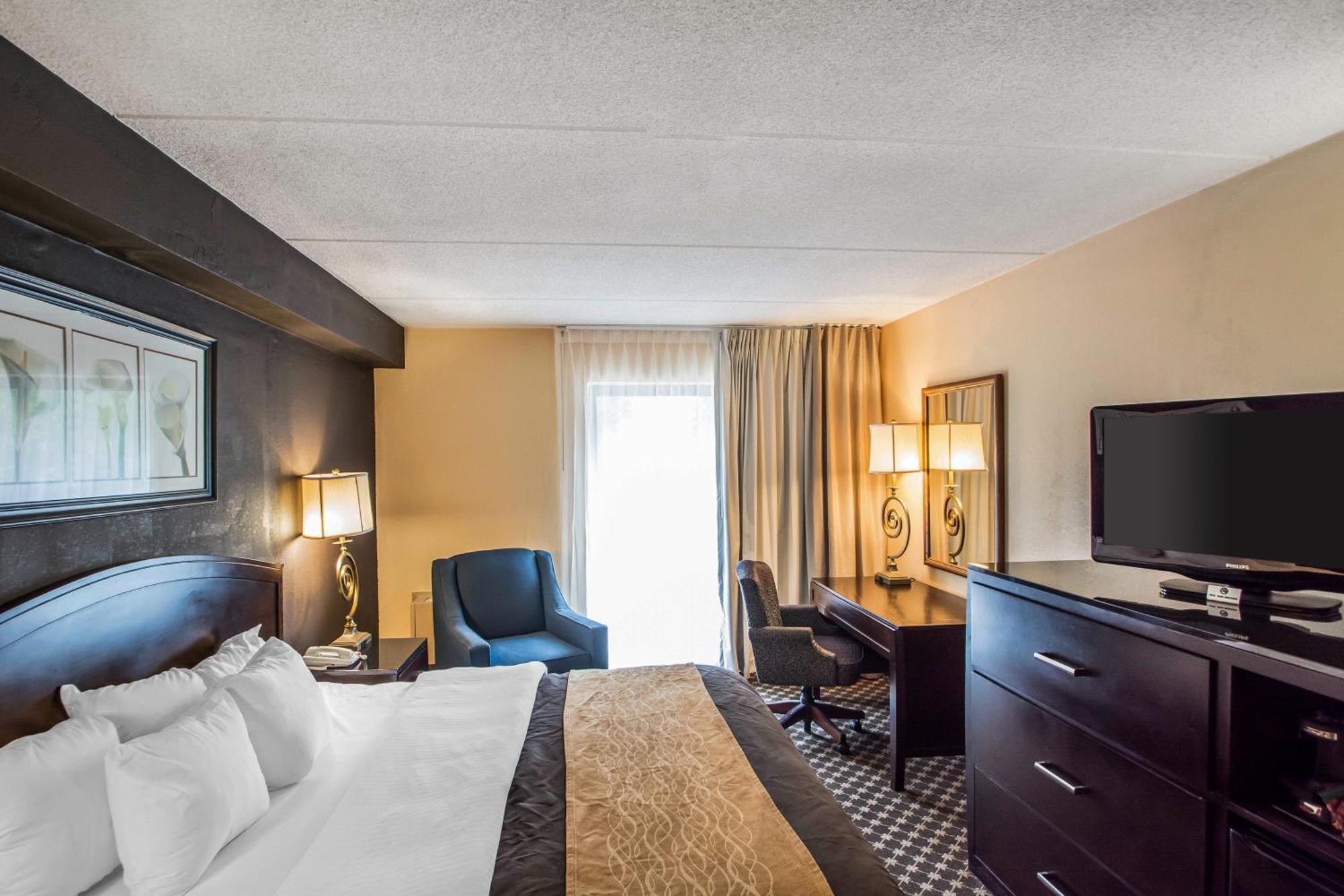 Quality Inn Ithaca - University Area Bagian luar foto