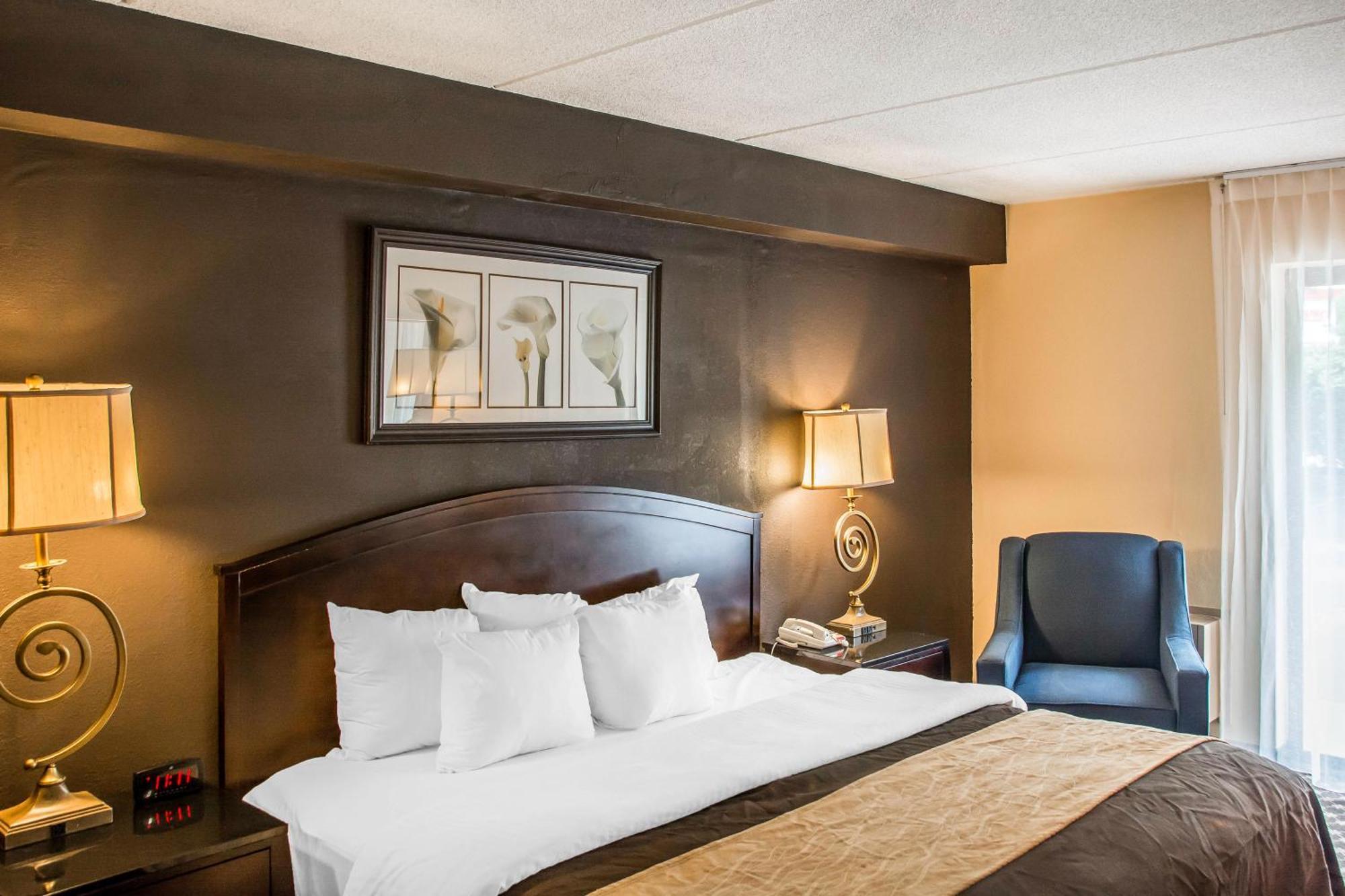 Quality Inn Ithaca - University Area Bagian luar foto