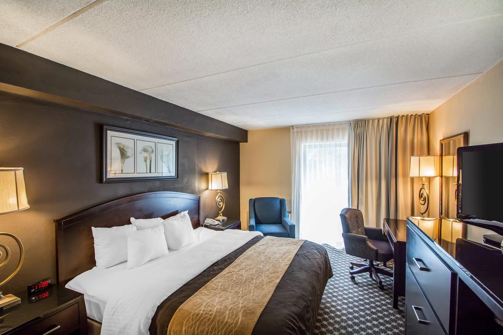 Quality Inn Ithaca - University Area Bagian luar foto